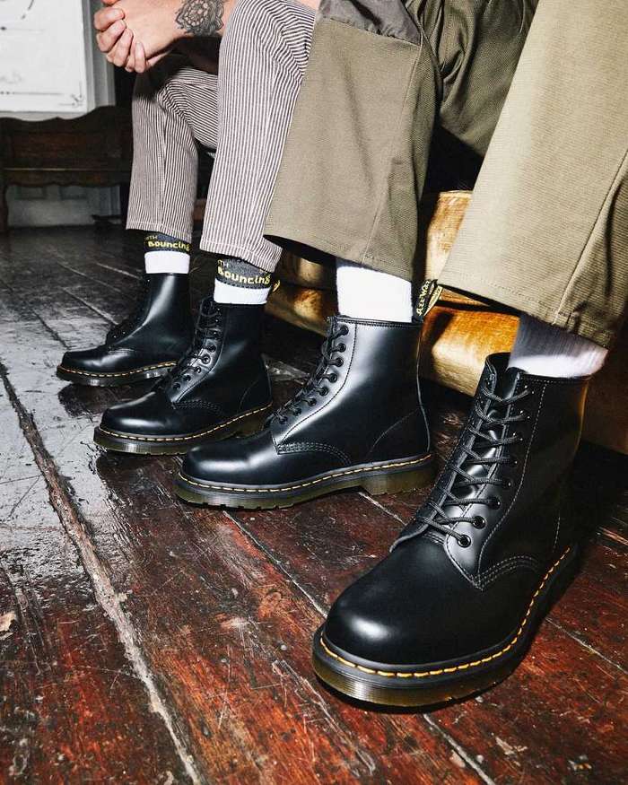 Dr martens smooth nere hotsell